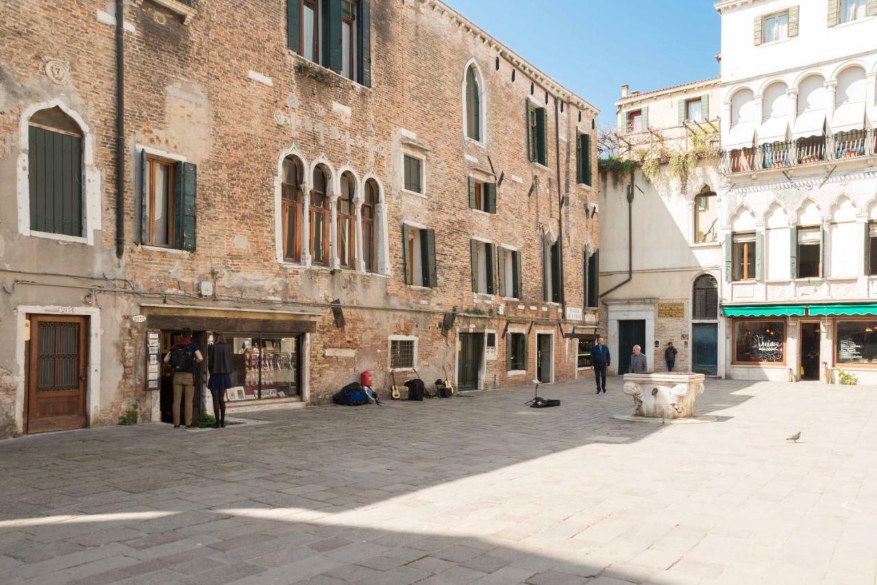 Venice In The House Exterior foto